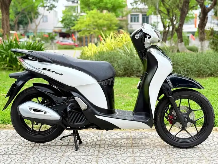 Honda SH Mode 2015 Бело-черный Smartkey