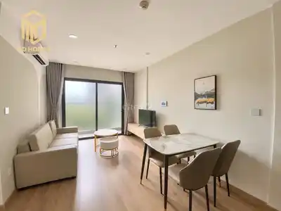 Квартира с 2 спальнями в Vinhomes Smart City