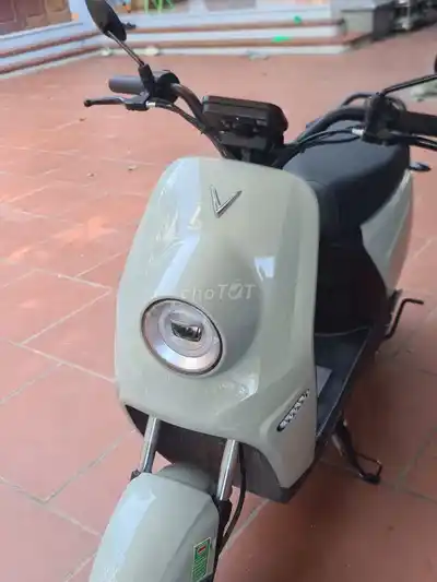 Электроскутер Vinfast Zgoo как новый вместо электровелосипеда