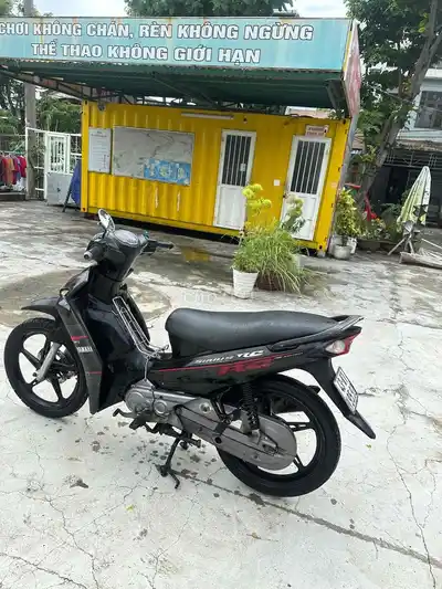 Yamaha Sirius RC Черный Вьетнам