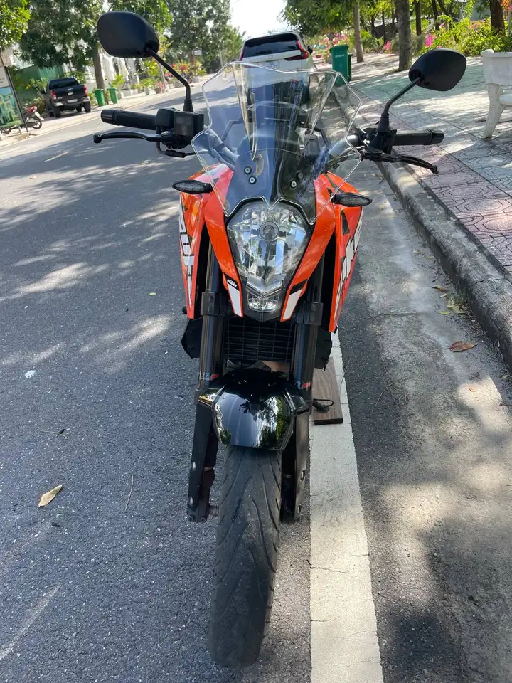 KTM Duke 200