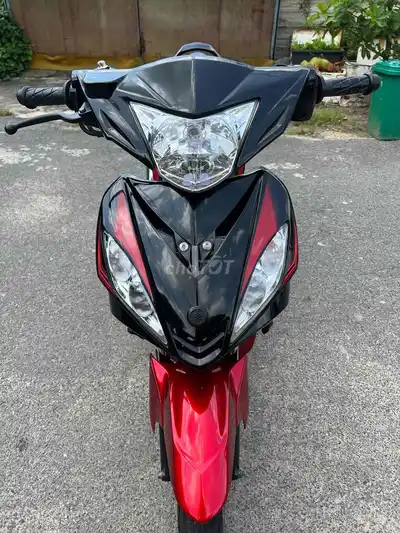 YAMAHA EXCITER 135 ЧЕРНО-КРАСНЫЙ