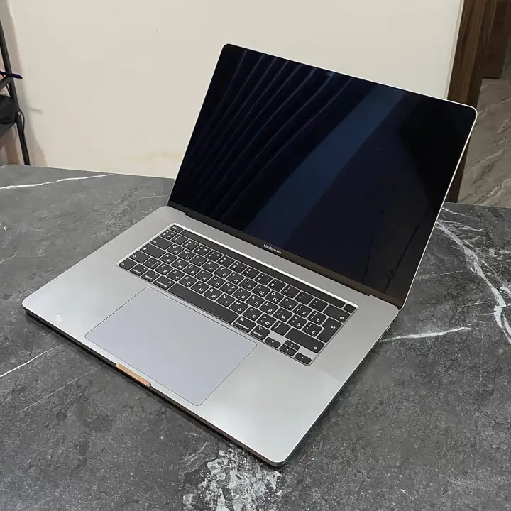 Macbook Pro 16 2019 (intel i7) на запчасти