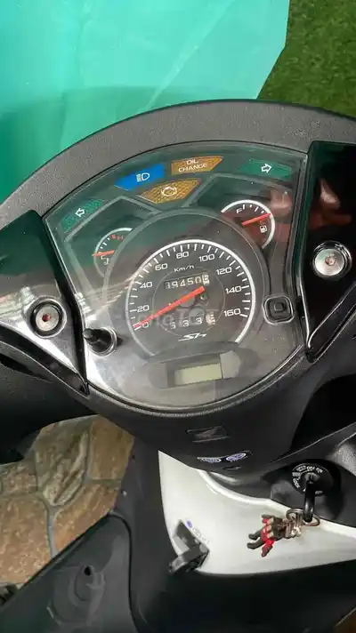 Honda SH итальянской сборки, белый, 39 450 км