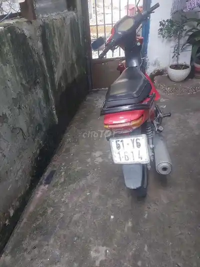 Красный Honda Wave Nhỏ на бензине