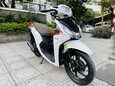 Honda Vision 110 2021 Белый, состояние отличное, как новый