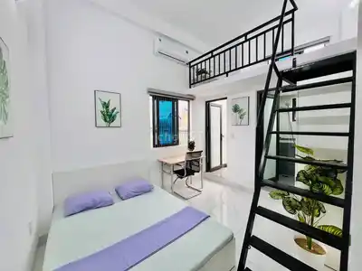 Антресоль + кровать, отдельная кухня, чистый санузел, 136 Trieu Khuc