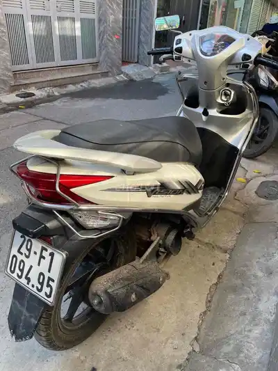 Honda Vision Fi, тихий двигатель, номера 29, красивый мопед