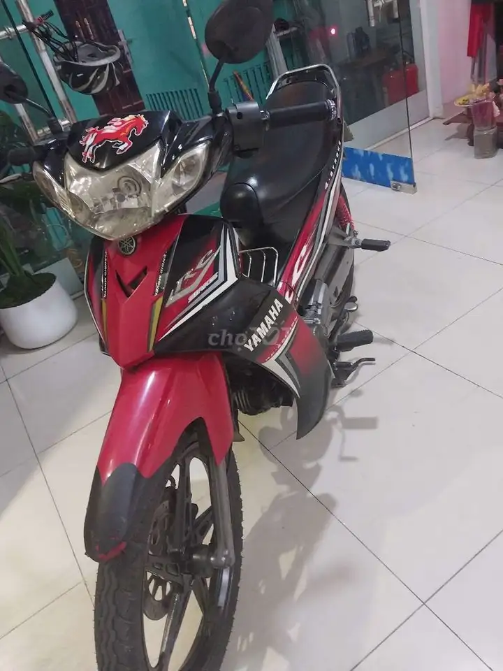 Yamaha Sirius RC черно-красный, полуавтомат