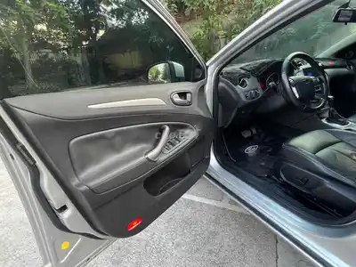 Главная» Продажа оригинального Ford Mondeo 2011 AT