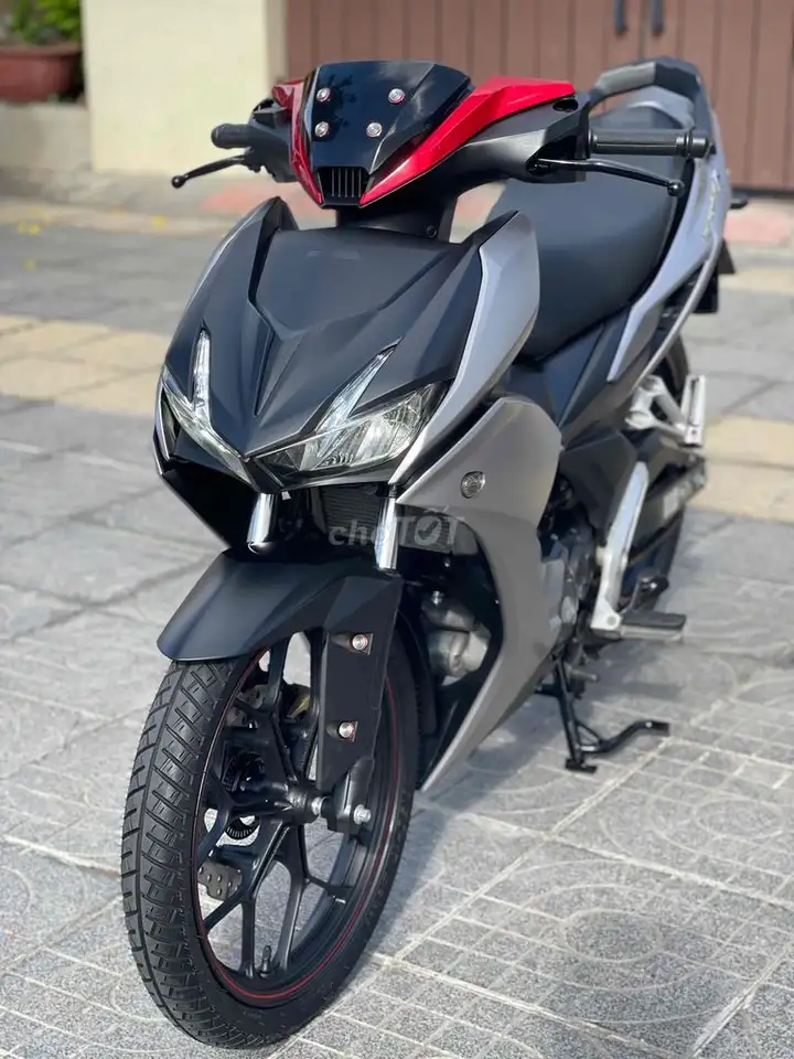 Honda Winner X ABS 2021, серебристо-серый матовый
