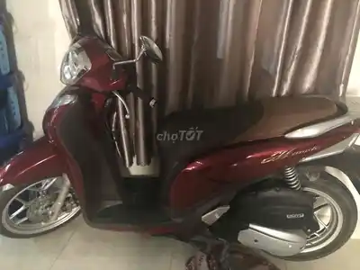 Honda SH Mode 2023 Темно-красный 28.613 км