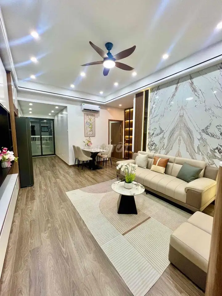 Квартира в башне CT2 Бак Линь Дам: - Площадь: 82м² - Планировка: 3 спальни, 2 санузла