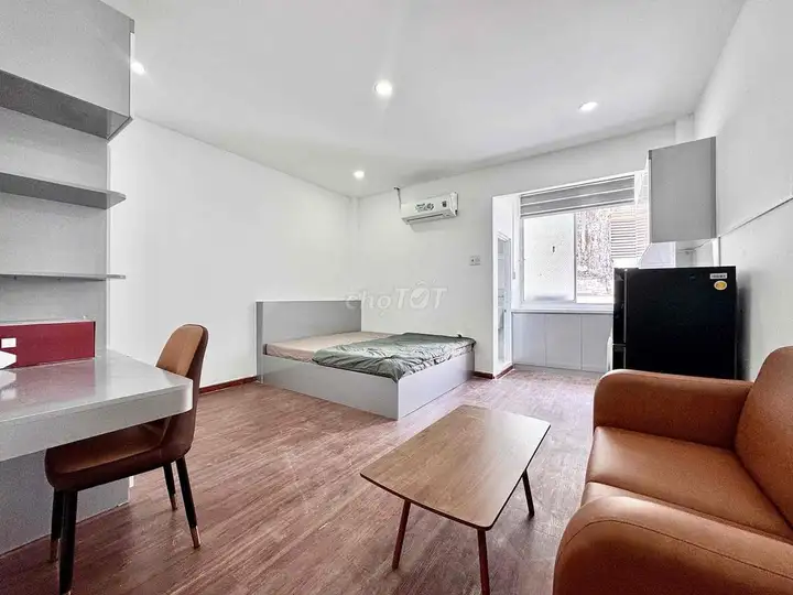 Студия 30м2 с мебелью в центре Quận 3