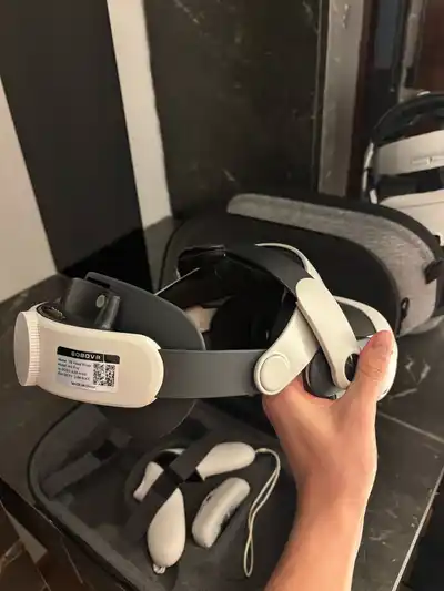 Meta Quest 3 128GB + BOBOVR