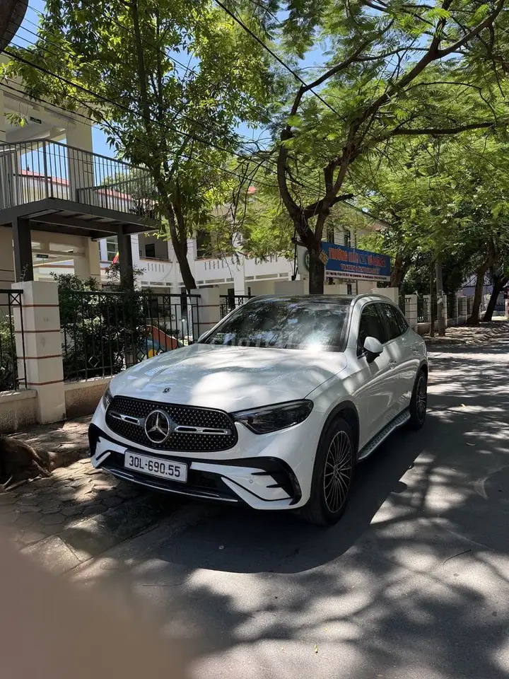 Mercedes-Benz GLC 300 All New 2023 белый