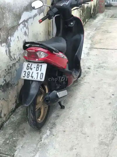 Yamaha Mio красный, старый черный