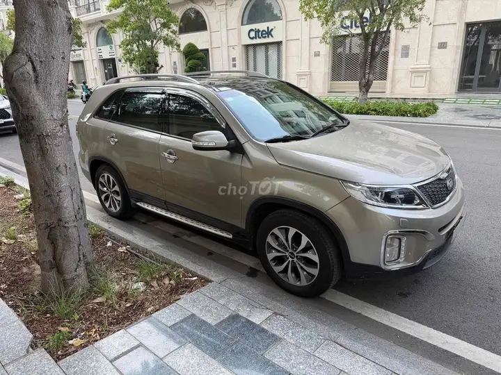 Kia Sorento 2017 дизель 7 мест песочный 89 897 км