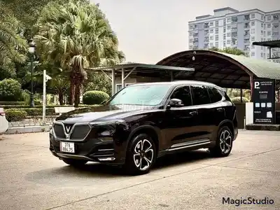VinFast Lux SA 2.0 Plus 2.0 AT 2021