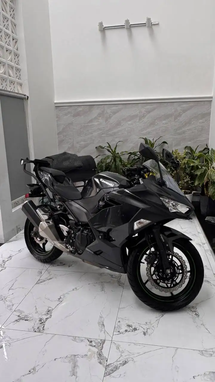 Kawasaki Ninja 400