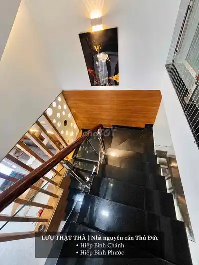 Очень просторный дом с 5 спальнями, аллея 520, Quốc Lộ 13