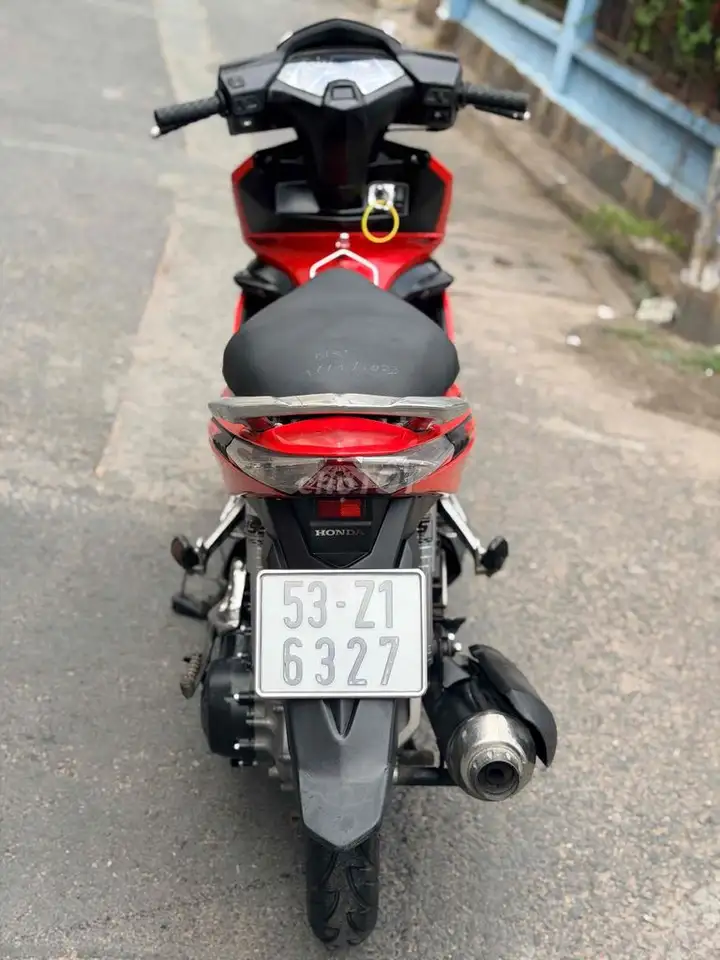 Honda Airblade красно-черный, Вьетнам под Таиланд