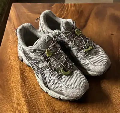 Vibram и ASICS gel kahana 8