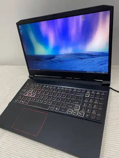 Ноутбук Acer Nitro AN515-55, Raspberry Pi 4, Мышка Asus TUF Gaming M3, Микрофон
