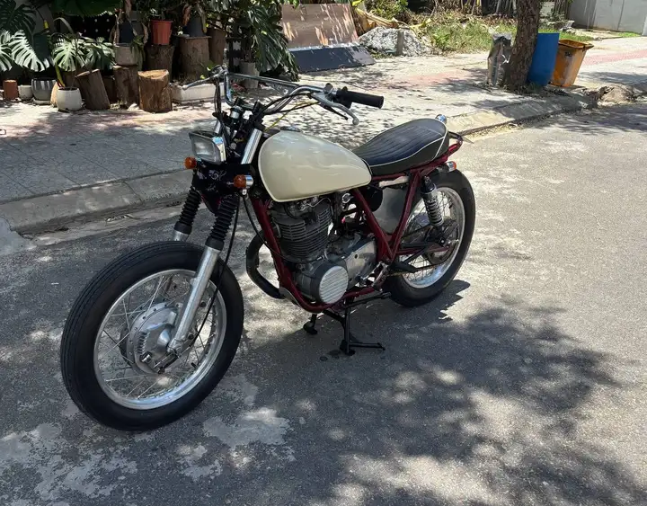 Yamaha SR400 2002