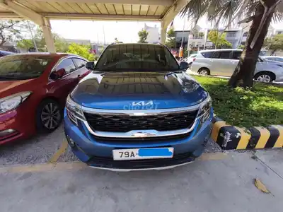 KIA Seltos 2022 1.4 Turbo Premium 47000км Синий
