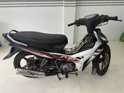 Yamaha Sirius 2012 черно-белый полуавтомат
