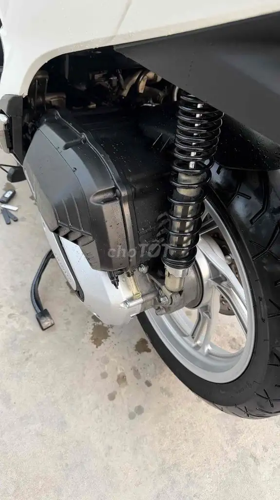 Honda SH 150 CBS 2022 белый, элитный госномер