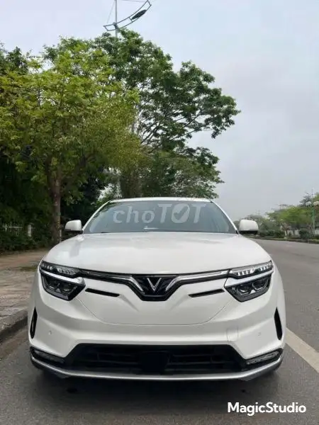 VinFast VF8 Plus AWD 2023