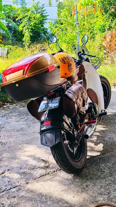 Кастомный байк Honda Cross Cub ретро-стиль