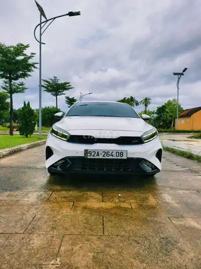 Kia K3 Premium 2021 Белый 60 тыс. км