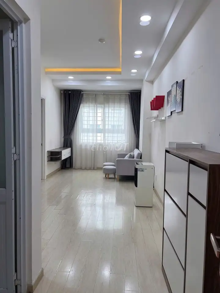 2-комн. кв. HQC 35 Ho Hoc Lam, An Lac, угловая, красивый ремонт