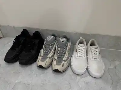 Кеды Levi's 36.5, кроссовки New Balance 39, кроссовки Kappa 38