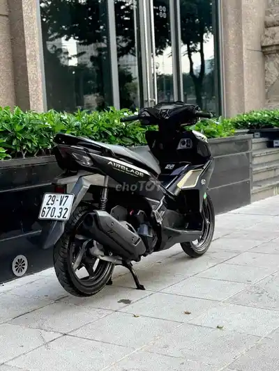 Honda Air Blade 4Val 2023 матовый черный специальный