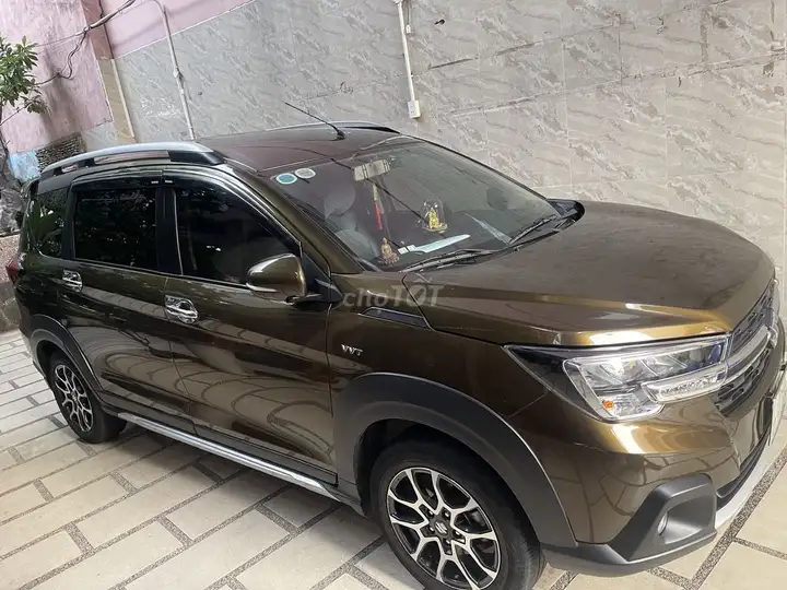Suzuki XL7 2021 коричневый, 108000 км