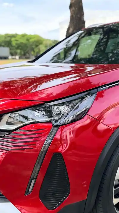 Peugeot 3008 GT Line 2022 30.000 км Красный