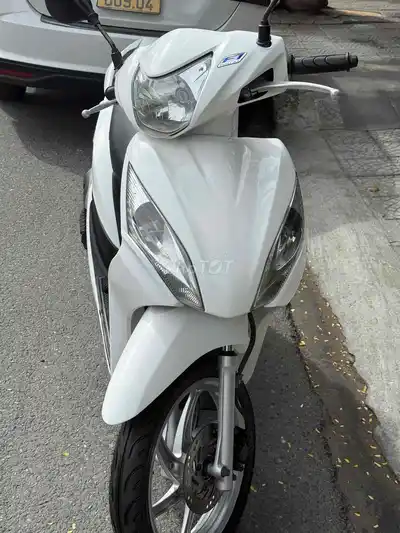 Honda Vision 2013, номер 43, отличный двигатель