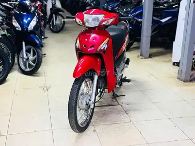 Мопед Honda Wave A 100 красный, в отличном оригинальном состоянии