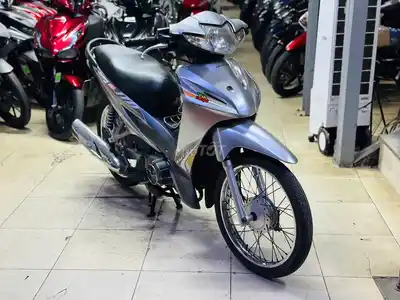 Мотосалон Thịnh Phát - Honda Wave S 110 серебристый, в отличном состоянии