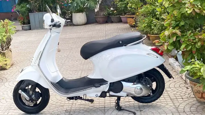 Piaggio Vespa Primavera 2015 Белый