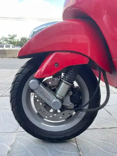 Скутер Piaggio Vespa 3Vie 2014 Красный