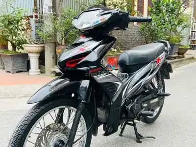Honda Wave RSX 110 2011 черный, отличное состояние, мягкий ход