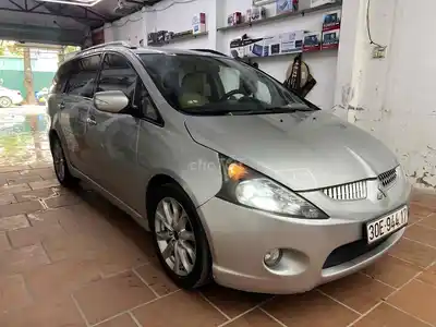 Mitsubishi Grandis 2005 Автомат Серебристый