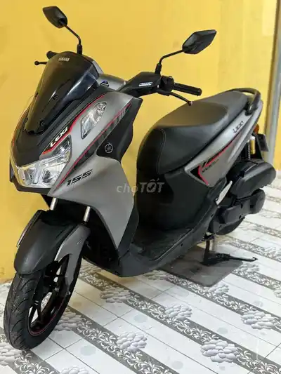 Yamaha Lexi с тормозами ABS, серая, в новом состоянии, номер 43AA-162.55