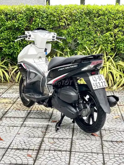 Специальное белое лезвие Honda Air Blade 2017