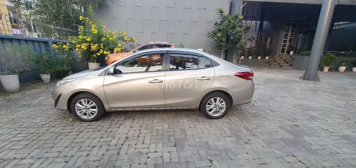 Toyota Vios E 2019 Песочный 30000 км